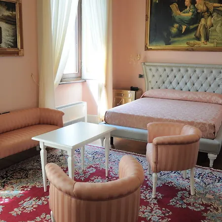 Hotel Borghesi Corte dei Cortesi